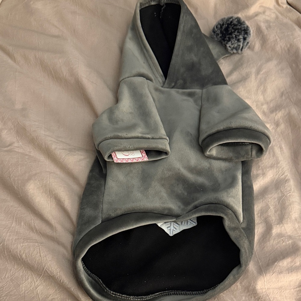 Chloe &Max Gray Velour Dog Hoodie - Picture 2 of 5